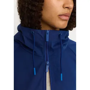 Women's coat Selfhood image-1