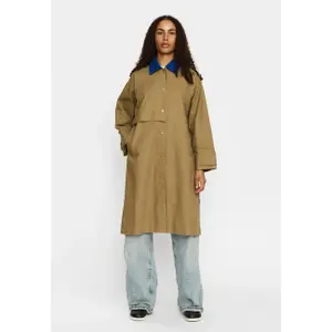 Trenchcoat til kvinder Selfhood image-1