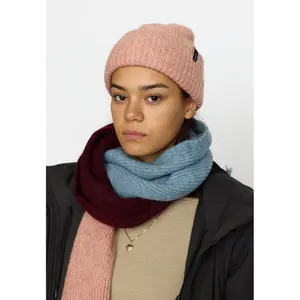 Women's hat Selfhood Fluffy image-1