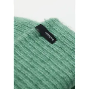 Women's hat Selfhood Fluffy image-2