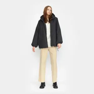 Vattentät jacka för kvinnor Selfhood image-2