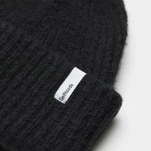 Beanie Selfhood Fluffy image-2