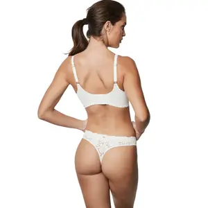 Vrouwelijke voorgevormde triangel BH Selmark One And Lace image-4