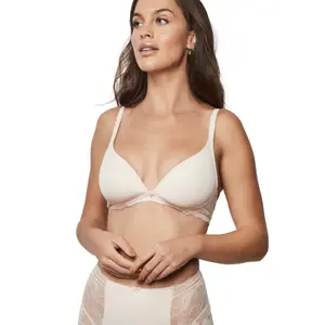 Soutien-gorge décolleté profond préformé sans armatures femme Selmark Agatha image-1
