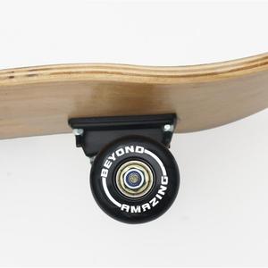 Monopatín Seven Spiderman image-1