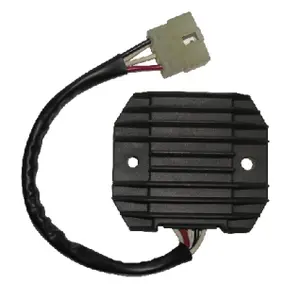 Motorcycle voltage regulator SGR Yamaha FZS 600 02/03 image-0