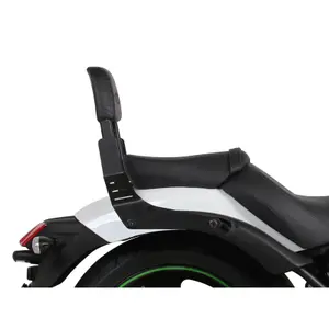 Montering af ryglæn på motorcykel Shad Kawasaki Vulcan S 650 image-1