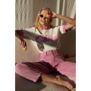 T-shirt för kvinnor She is Sunday Ciao image-4