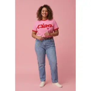 T-shirt för kvinnor She is Sunday Ciao