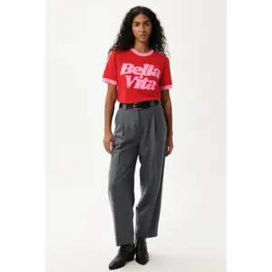 Women's T-shirt She is Sunday Bella Vita image-1