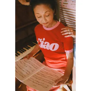Women's T-shirt She is Sunday Ciao image-5