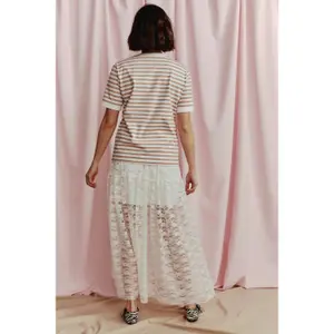 Women's lace skirt She is Sunday Selva image-5