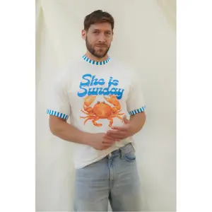 T-shirt She is Sunday Crab image-1