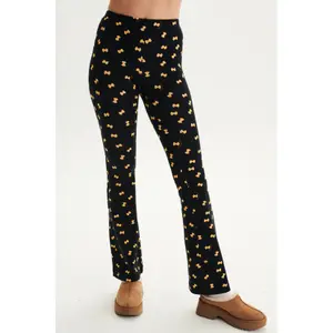 Women's Trousers She is Sunday Farfalle Slim image-1