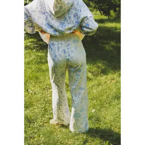 Women's joggers She is Sunday La Campagna Dolce image-2