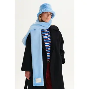 Women's scarf She is Sunday Fluffy image-3