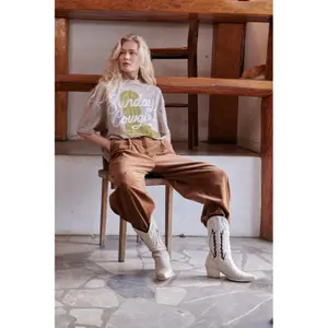 Women's T-shirt She is Sunday Texas image-3