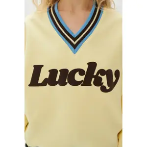 Sweatshirt woman She is Sunday Lucky image-5