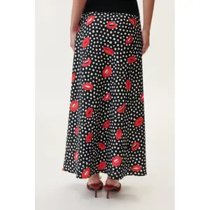 Women's skirt She is Sunday Hollywood Lips image-3