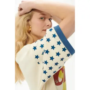 Women's T-shirt She is Sunday Ciao Star image-2