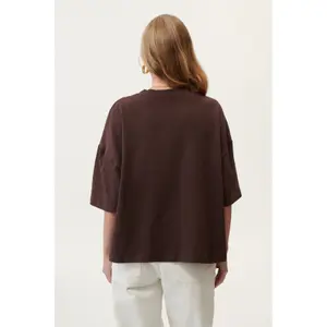 Women's T-shirt She is Sunday Pistachio Club image-2