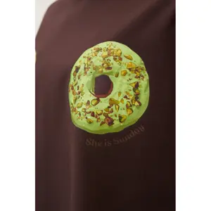 Women's T-shirt She is Sunday Pistachio Club image-5