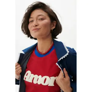 Women's T-shirt She is Sunday Amor image-5