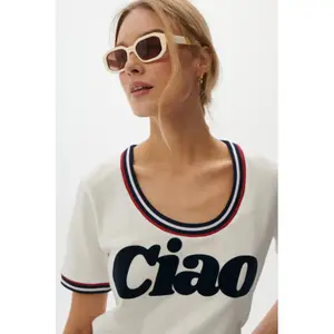 Women's T-shirt She is Sunday Onda image-3