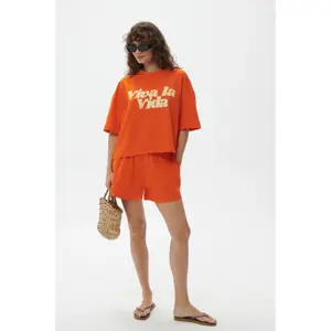 Women's T-shirt She is Sunday Viva La Vida image-1