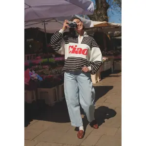 Sweatshirt woman She is Sunday Dolores image-2