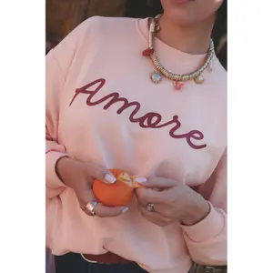 Sweatshirt woman She is Sunday Amore image-3