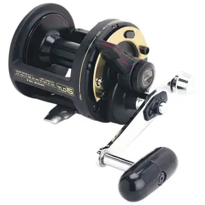 Praworęczny kołowrotek castingowy Shimano TLD 15lb