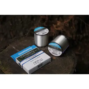 trcfc10001-fluorocarbon-shimano-tribal-carp-1000m-grau