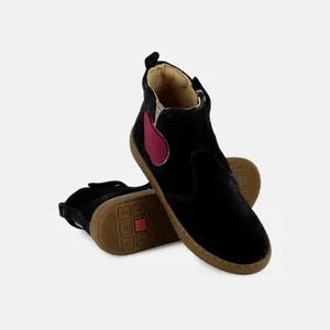 Baby girl booties Shoo Pom Play Apple Tuff image-2