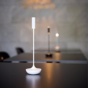 Battery-operated table lamp Sigor Nucandle image-1