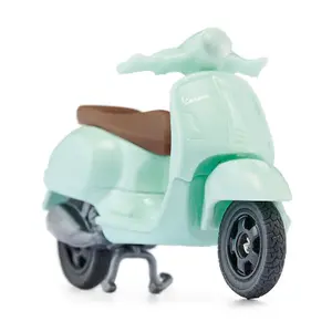 Figurine - vespa 125 gts super Siku image-0