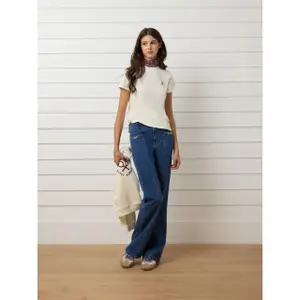 T-Shirt mit Smiley-Stickerei für Frauen Silbon image-2