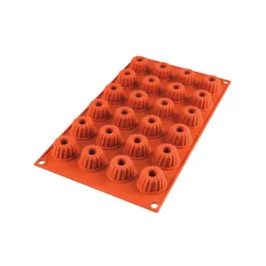 Molde de silicona Silikomart Sf232 Mini Gugelhopf image-2