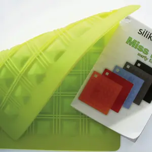 Sottopentola in silicone Silikomart ACC 071 Miss Hot image-1