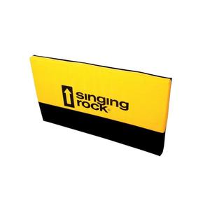 c0075bx00-polstar-singing-rock-font-zluta-cerna-90x50x5-cm