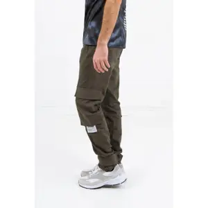 Cargo-Hose Sixth June image-3