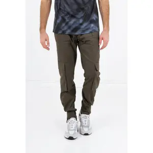 Cargo-Hose Sixth June image-1