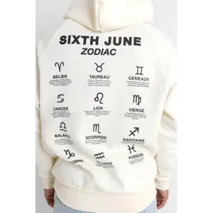 Hoodie met sterrenbeelden Sixth June image-6
