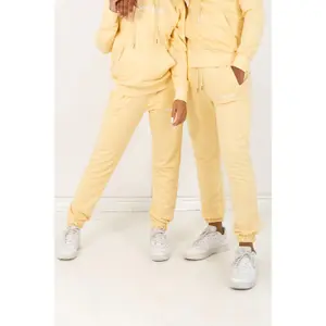 Pantaloni da jogging soft con logo ricamato Sixth June image-3