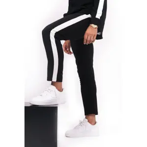 Pantalon de survêtement à bandes fluides Sixth June image-5