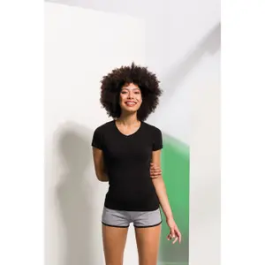 Camiseta de mujer con cuello de pico Skinni Fit V Feel Good image-1