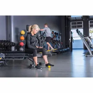 Pelota de masaje para pies SKLZ image-1