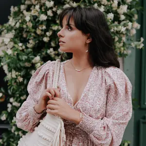 Collier bracelet et boucles d'oreille en pierre howlite femme Sloya Piana image-4