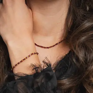 Collier, Armband und Ohrringe aus Granat für Frauen Sloya Karia image-1