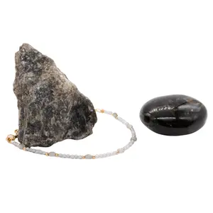 Labradorite stone bracelet for women Sloya Paloma image-3